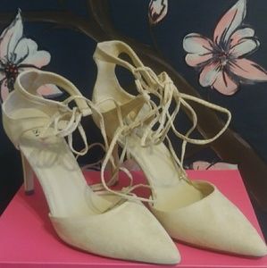 JustFab Size 10 Nude Heels 👠